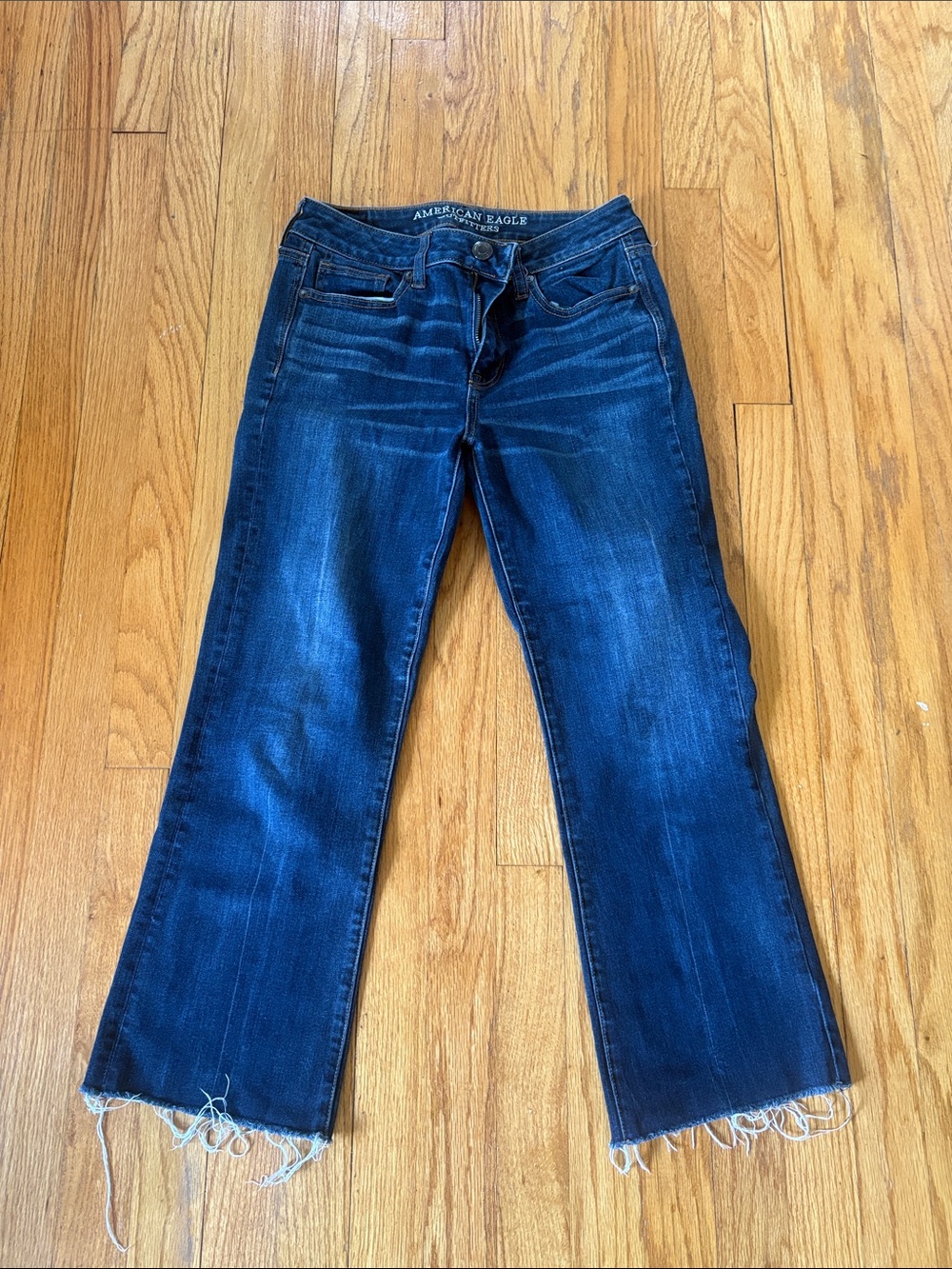 American Eagle Outfitters Dark Indigo high rise kick Cropped raw hem Jeans